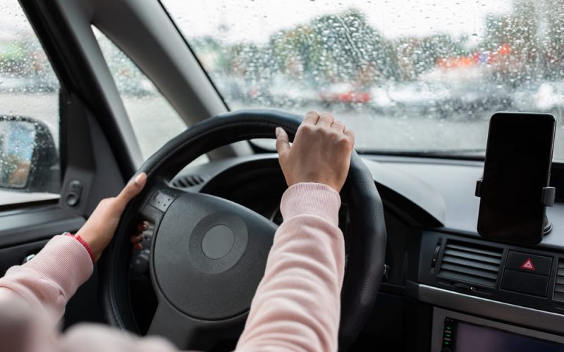 Seguridad vial en Panamá: cómo conducir durante la temporada de lluvias